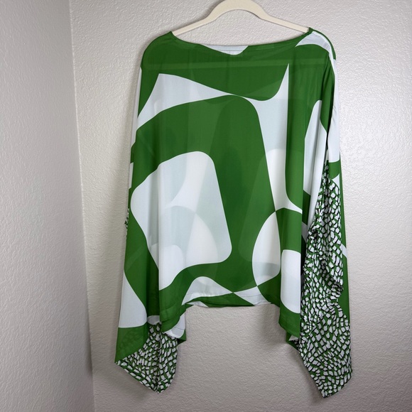 Chicos Women’s Modern Abstract Geometric Print Lightweight Poncho Top Size L/XL - Picture 6 of 10